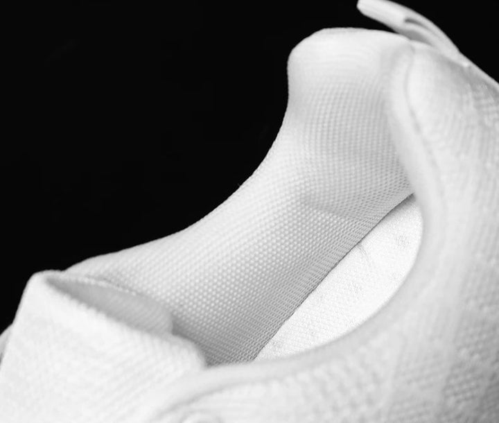 Air Chase Mesh Sneakers